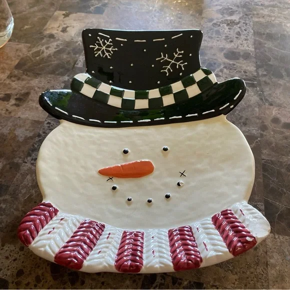 St. Nicholas Square The Snow Friends Collection Snowman Holiday Plate - Picture 7 of 10